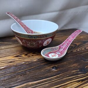 Vtg Mun Shou Jingdezhen Longevity Famille Rose Porcelain Soup Bowl Two Spoons